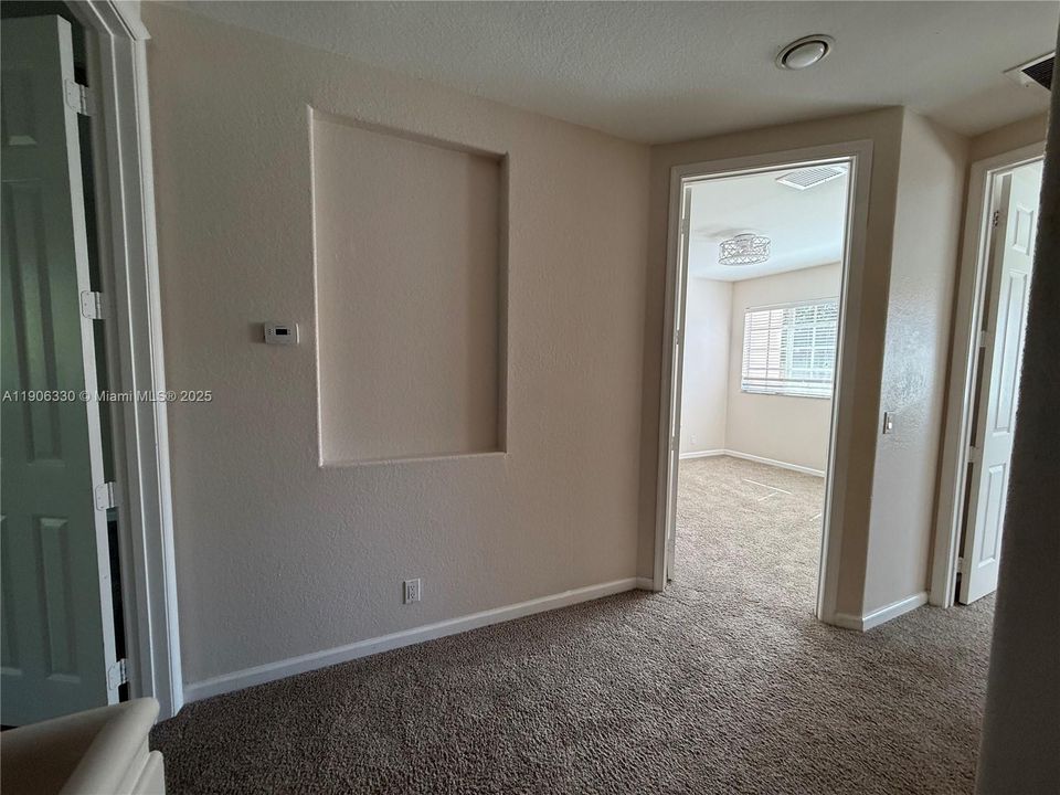 出租: $2,850 (3 贝兹, 2 浴室, 1707 平方英尺)