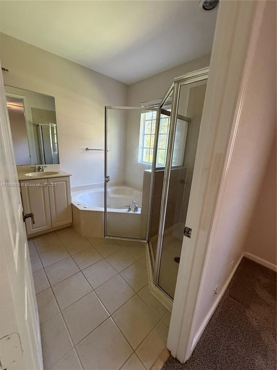 出租: $2,850 (3 贝兹, 2 浴室, 1707 平方英尺)