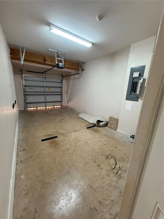 出租: $2,850 (3 贝兹, 2 浴室, 1707 平方英尺)