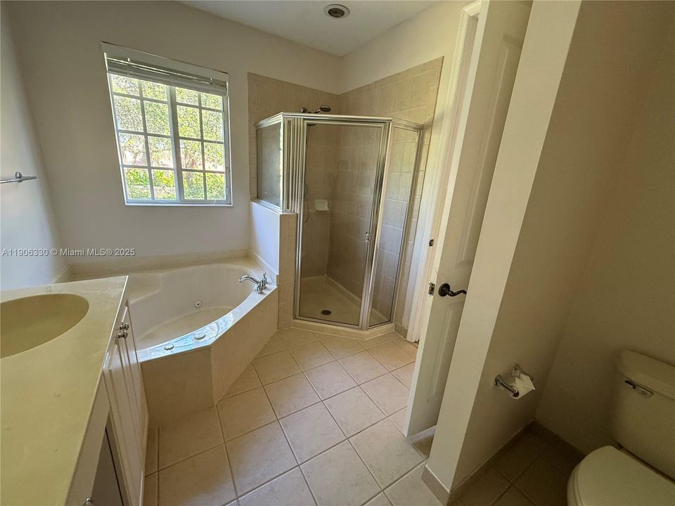 出租: $2,850 (3 贝兹, 2 浴室, 1707 平方英尺)