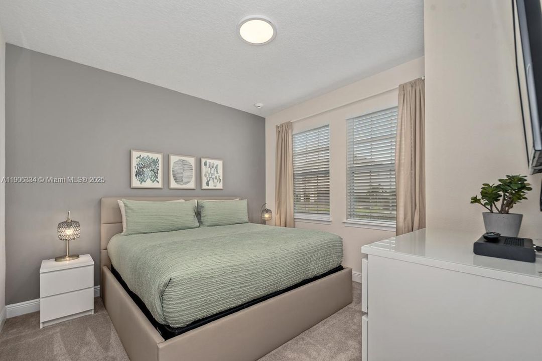 For Sale: $850,000 (8 beds, 8 baths, 0 Square Feet)