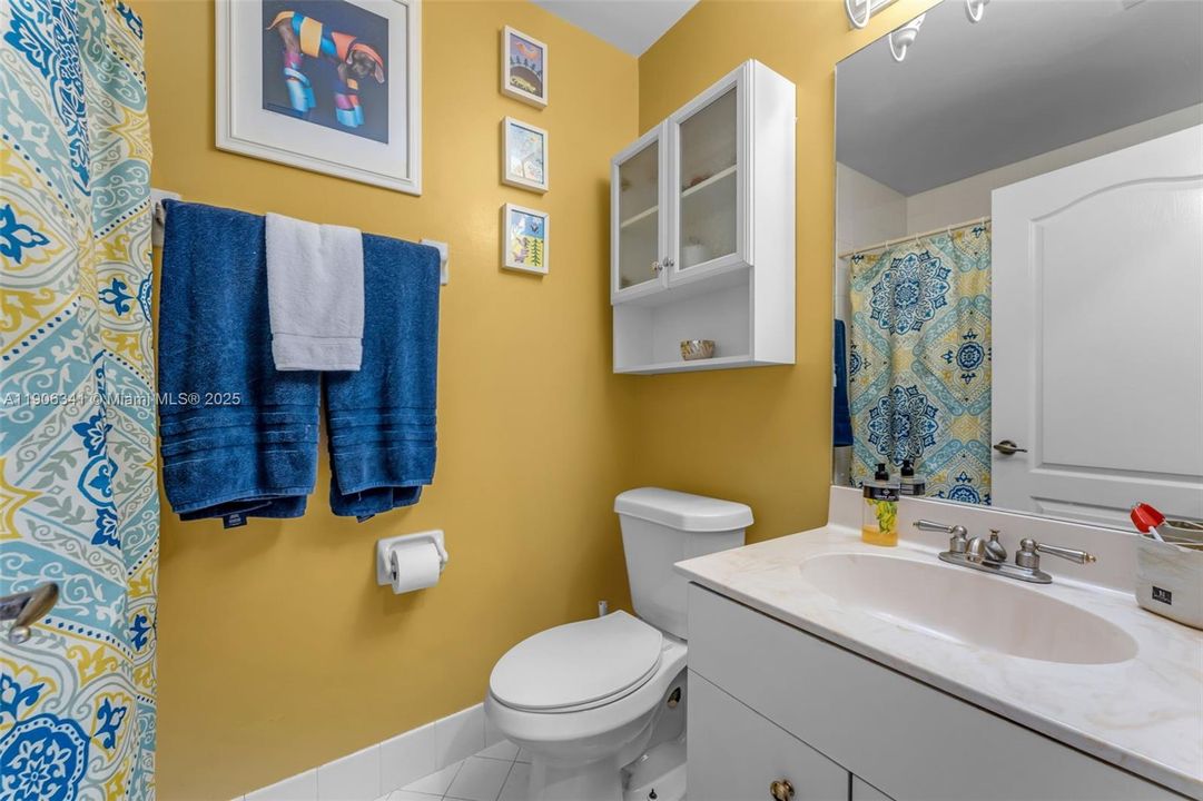 For Sale: $560,000 (4 beds, 2 baths, 1862 Square Feet)