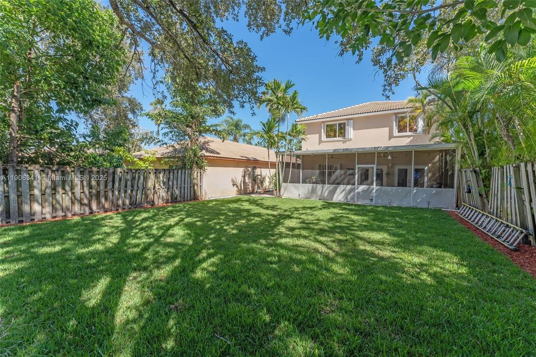 For Sale: $560,000 (4 beds, 2 baths, 1862 Square Feet)