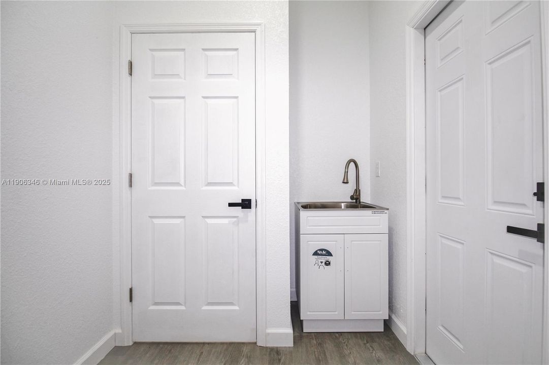 For Sale: $337,900 (3 beds, 2 baths, 1488 Square Feet)