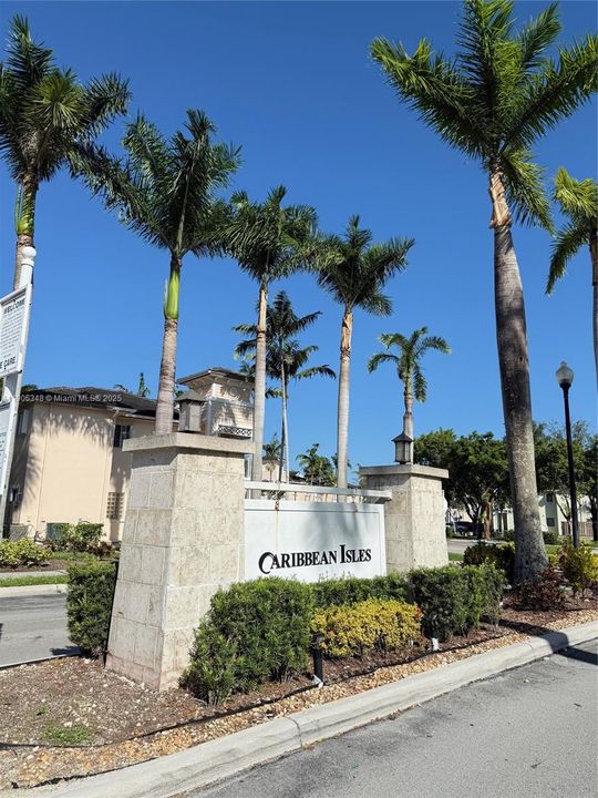 出租: $1,900 (3 贝兹, 2 浴室, 1194 平方英尺)