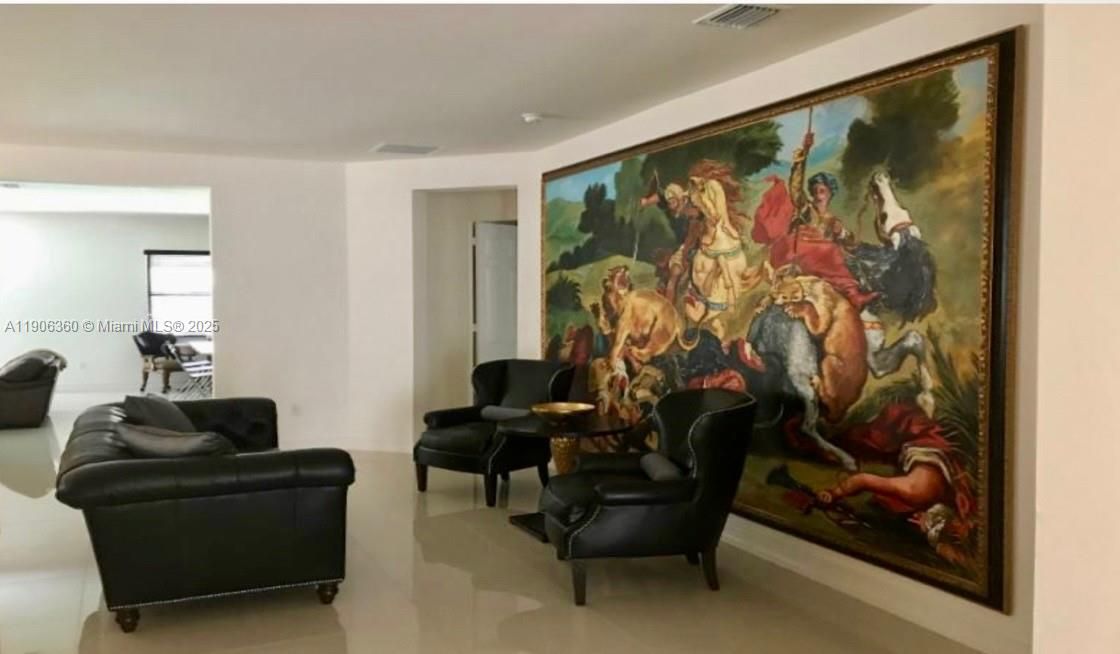 Недавно арендовано: $4,100 (4 спален, 3 ванн, 2213 Квадратных фут)