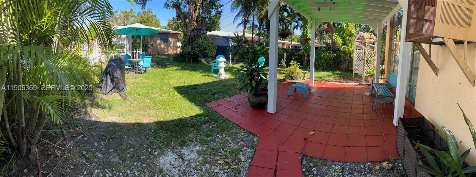 For Rent: $1,900 (1 beds, 1 baths, 750 Square Feet)