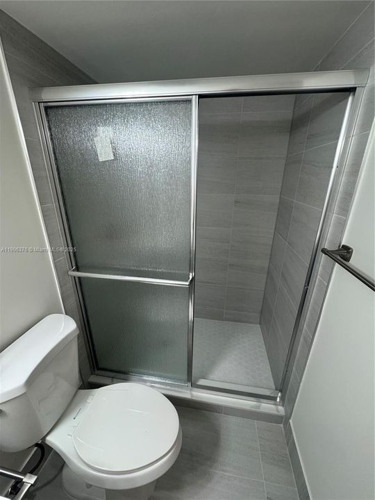 For Sale: $139,000 (2 beds, 2 baths, 990 Square Feet)