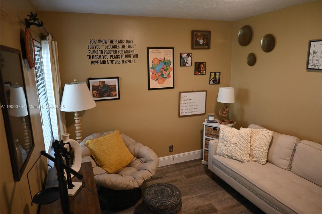 For Rent: $6,450 (4 beds, 2 baths, 2140 Square Feet)