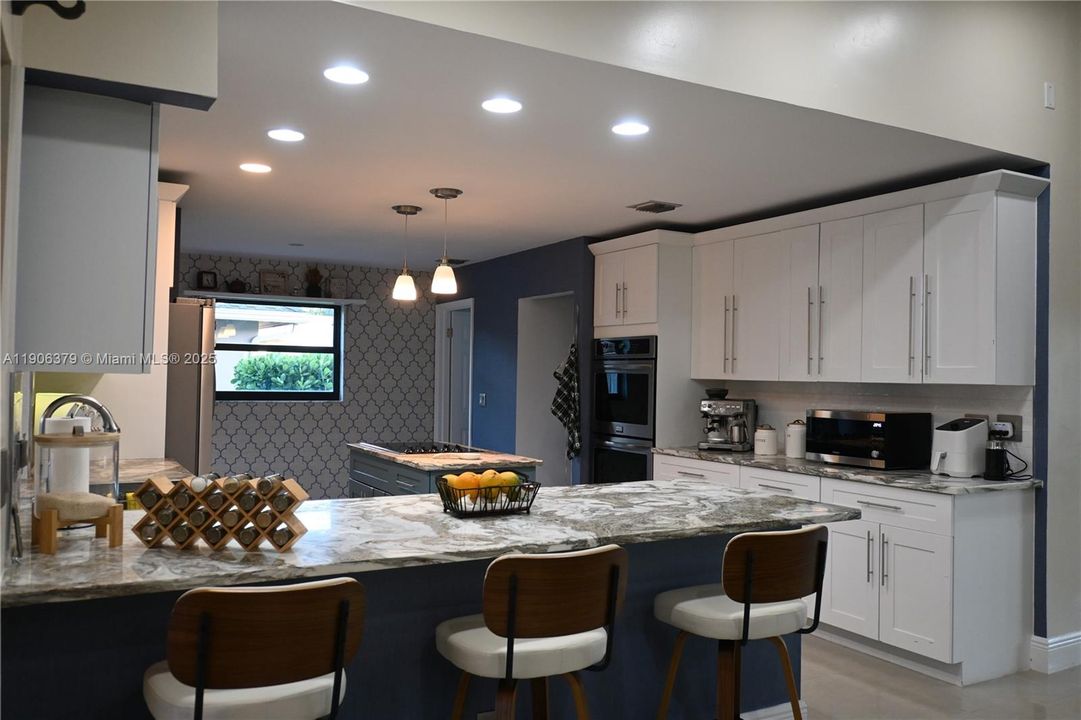 For Rent: $6,450 (4 beds, 2 baths, 2140 Square Feet)