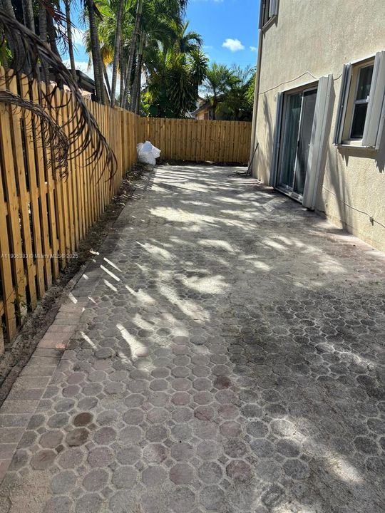 Recientemente alquilado: $5,000 (4 camas, 2 baños, 2154 Pies cuadrados)