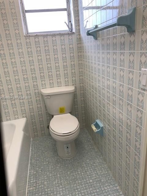 2nd bathroom