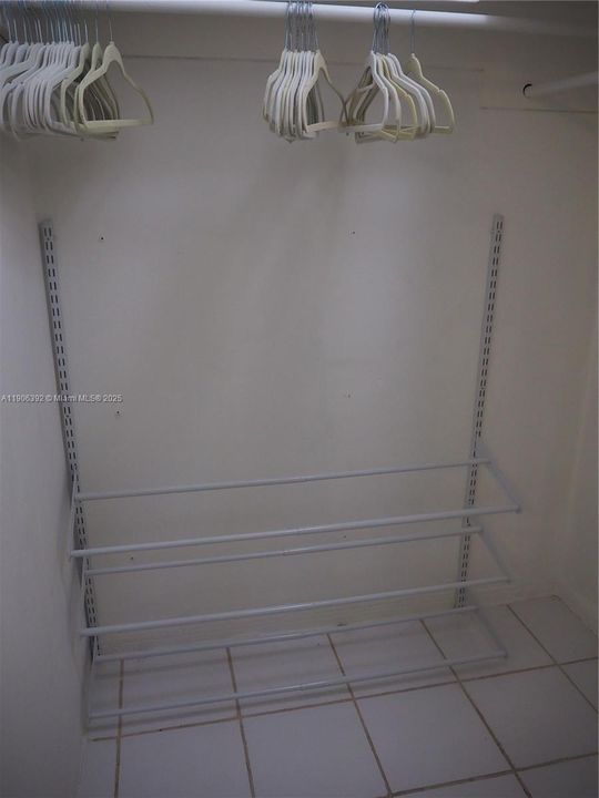 最近租的: $1,700 (0 贝兹, 1 浴室, 380 平方英尺)