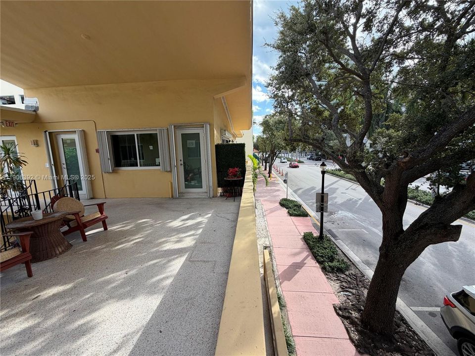 最近租的: $1,700 (0 贝兹, 1 浴室, 380 平方英尺)