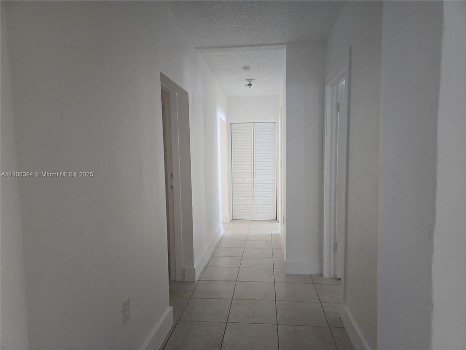 Recently Rented: $4,200 (5 beds, 4 baths, 1715 Square Feet)