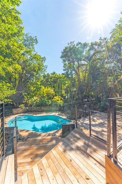 For Sale: $3,652,500 (4 beds, 3 baths, 4480 Square Feet)