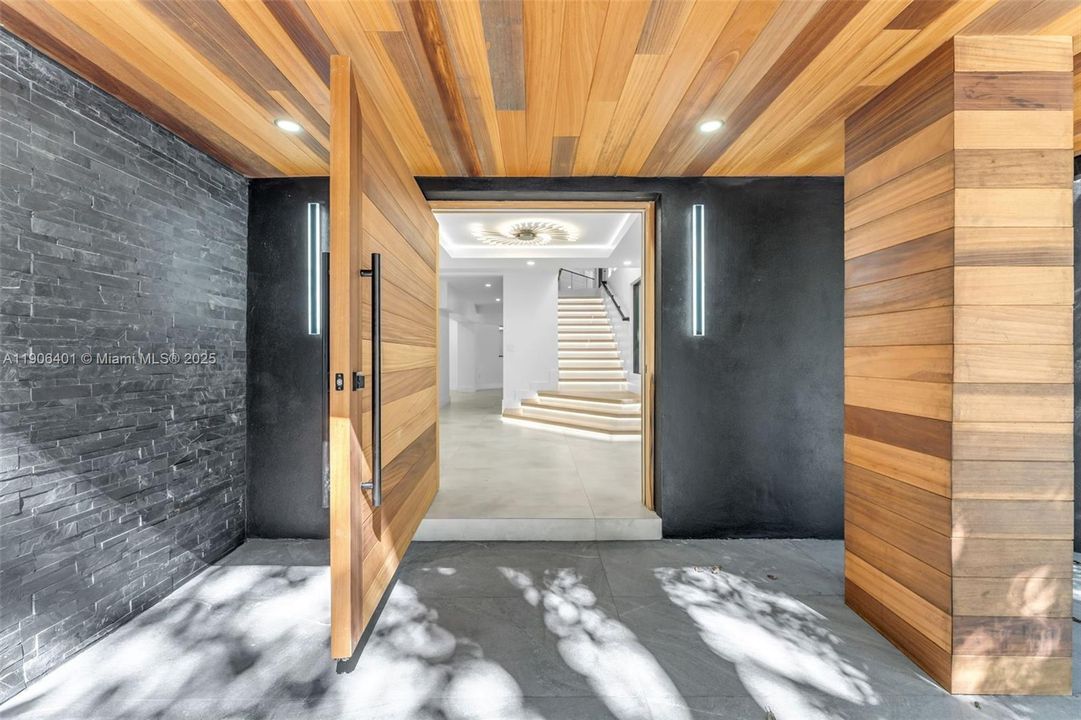 For Sale: $3,652,500 (4 beds, 3 baths, 4480 Square Feet)