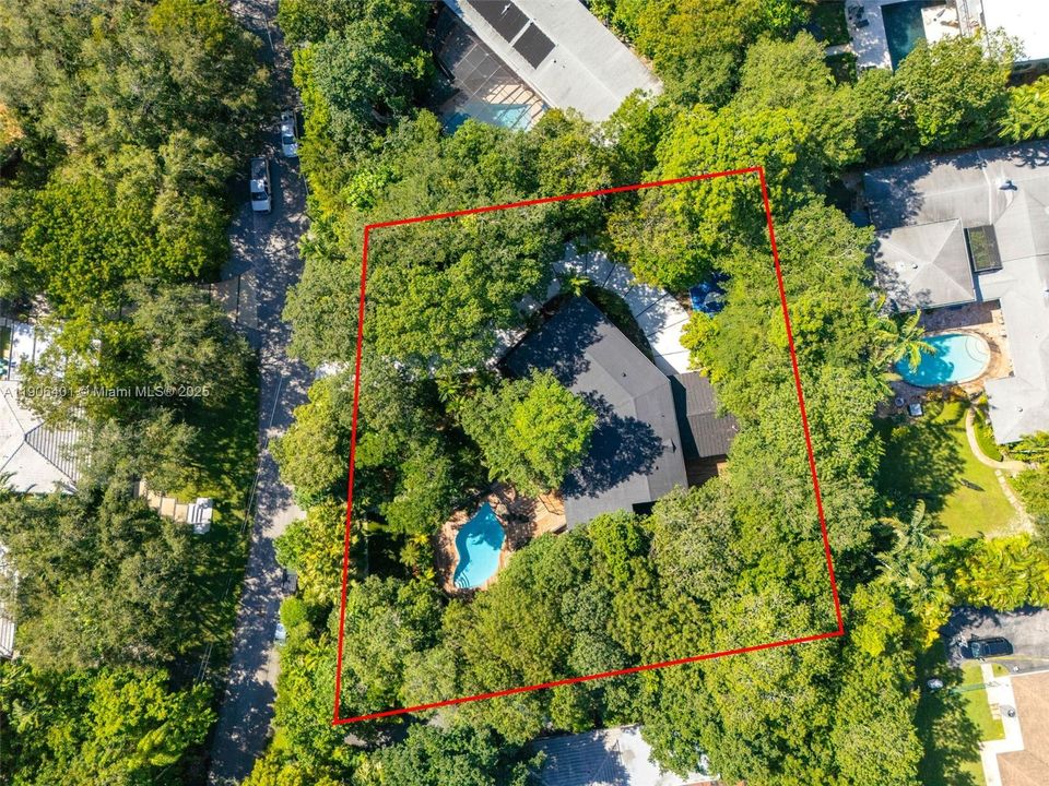 For Sale: $3,652,500 (4 beds, 3 baths, 4480 Square Feet)