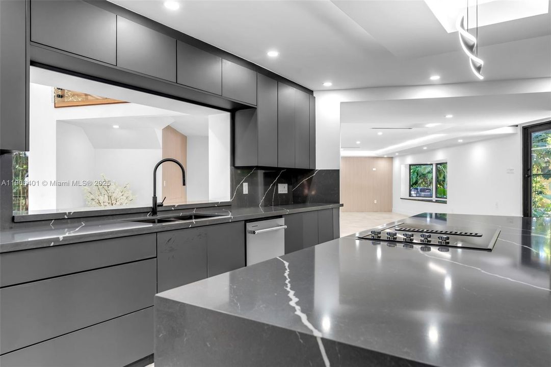 For Sale: $3,652,500 (4 beds, 3 baths, 4480 Square Feet)