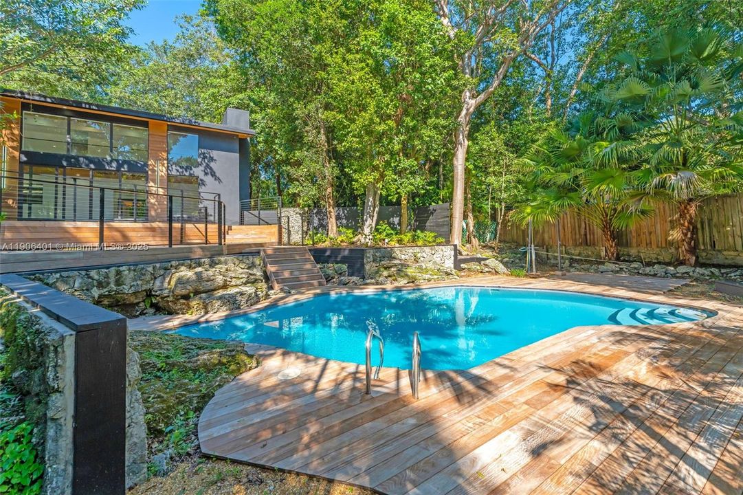 For Sale: $3,652,500 (4 beds, 3 baths, 4480 Square Feet)