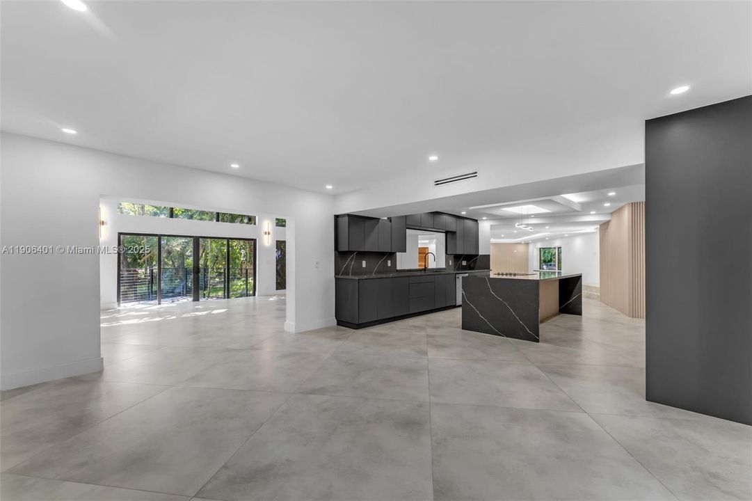 For Sale: $3,652,500 (4 beds, 3 baths, 4480 Square Feet)