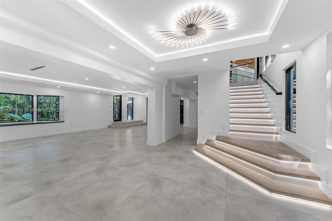 For Sale: $3,652,500 (4 beds, 3 baths, 4480 Square Feet)