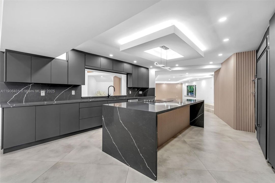 For Sale: $3,652,500 (4 beds, 3 baths, 4480 Square Feet)