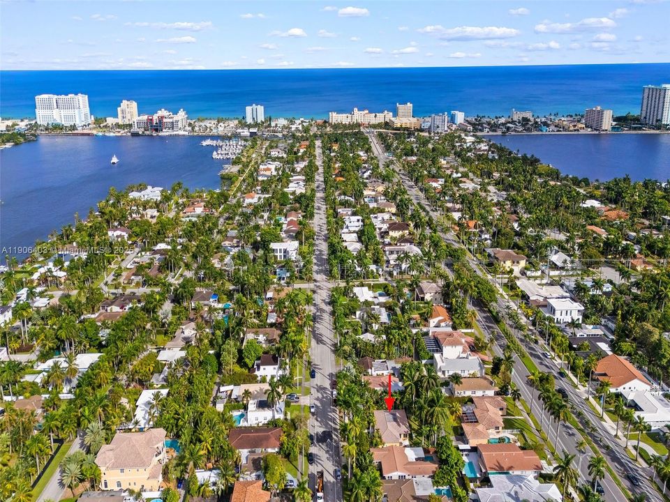 Activo con contrato: $874,900 (3 camas, 2 baños, 1755 Pies cuadrados)