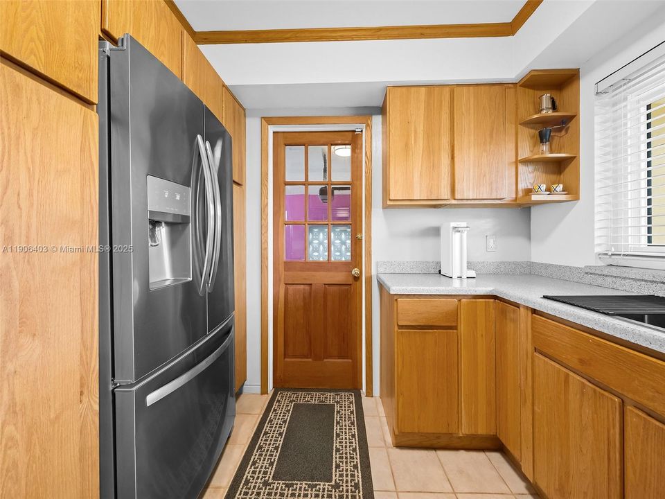 Activo con contrato: $874,900 (3 camas, 2 baños, 1755 Pies cuadrados)