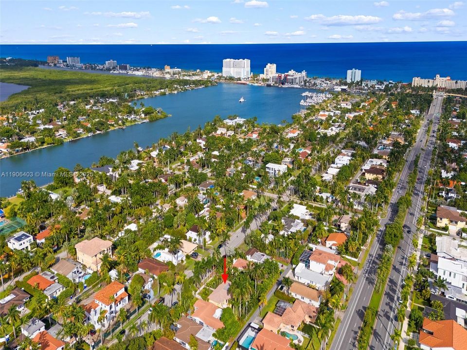 Activo con contrato: $874,900 (3 camas, 2 baños, 1755 Pies cuadrados)