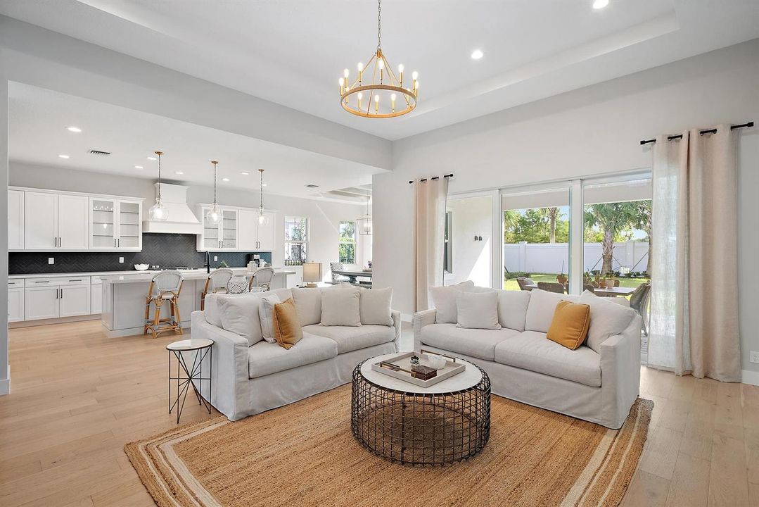 9316 Crestview Cir-30
