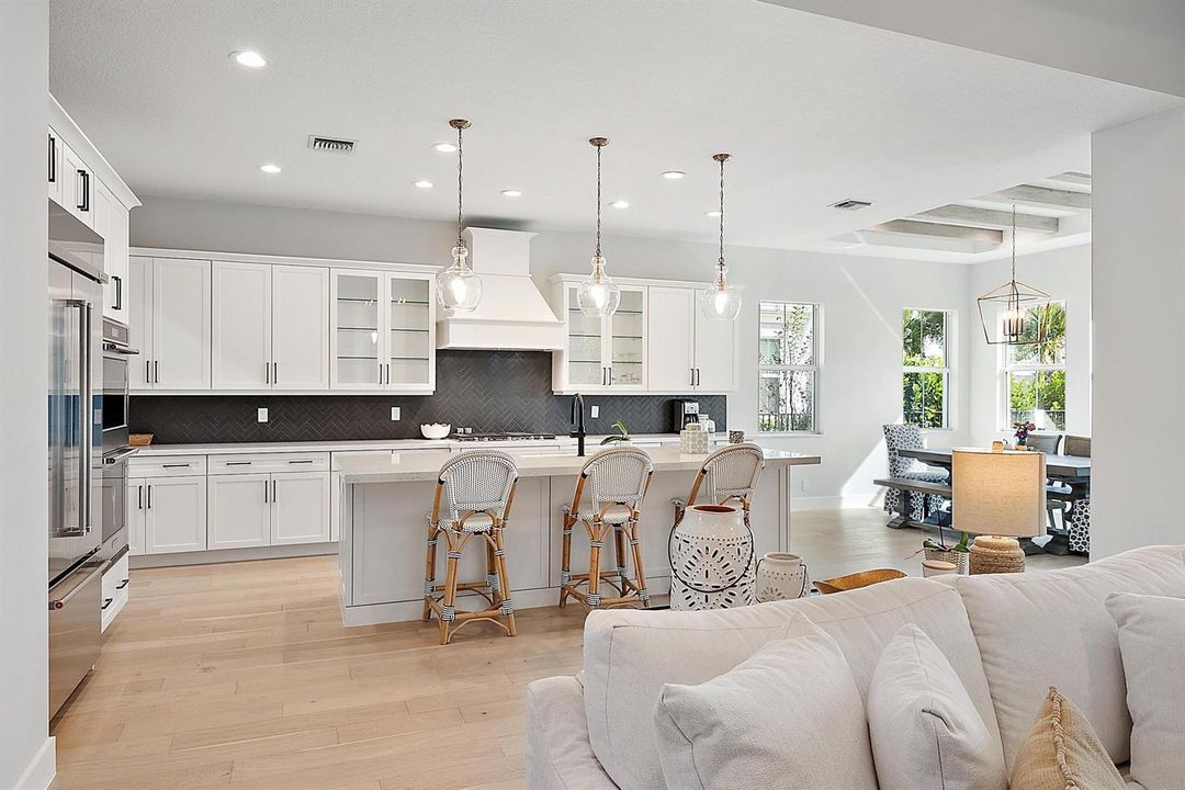 9316 Crestview Cir-31