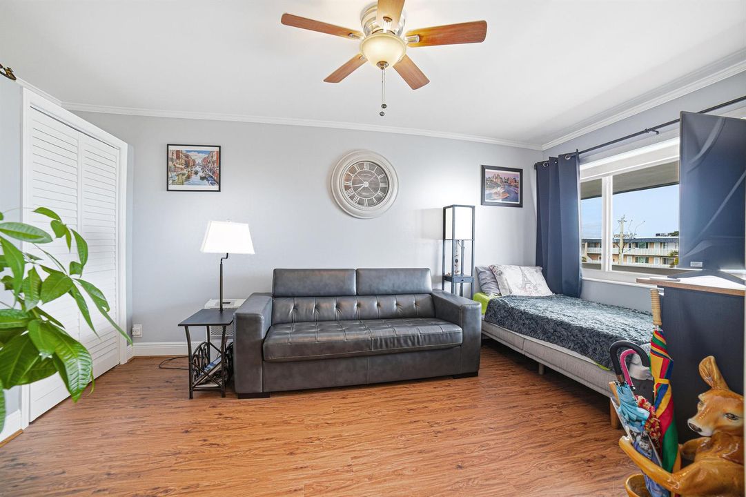 Bedroom 2 or Den