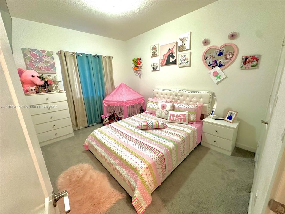 待售: $454,500 (4 贝兹, 3 浴室, 1680 平方英尺)