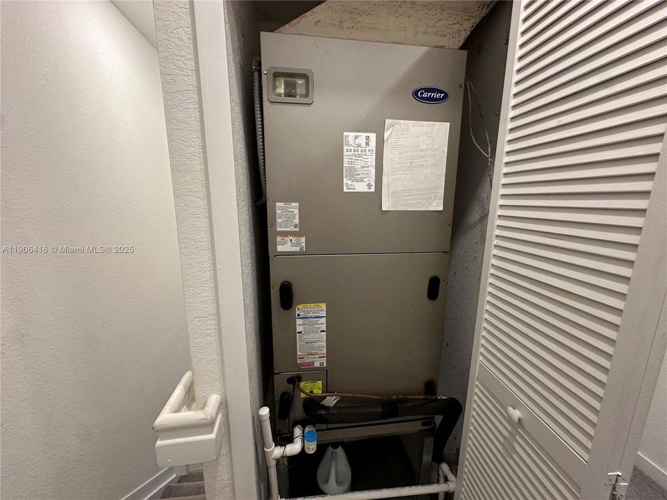 待售: $454,500 (4 贝兹, 3 浴室, 1680 平方英尺)