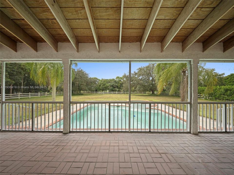 En Venta: $1,620,000 (3 camas, 3 baños, 2380 Pies cuadrados)