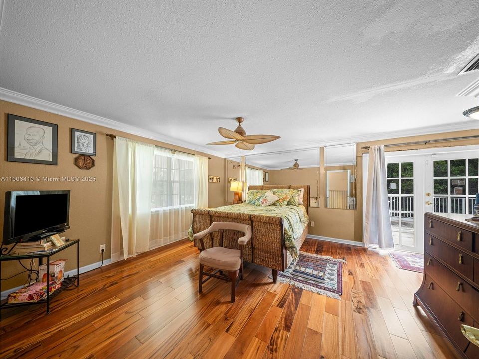 En Venta: $1,620,000 (3 camas, 3 baños, 2380 Pies cuadrados)