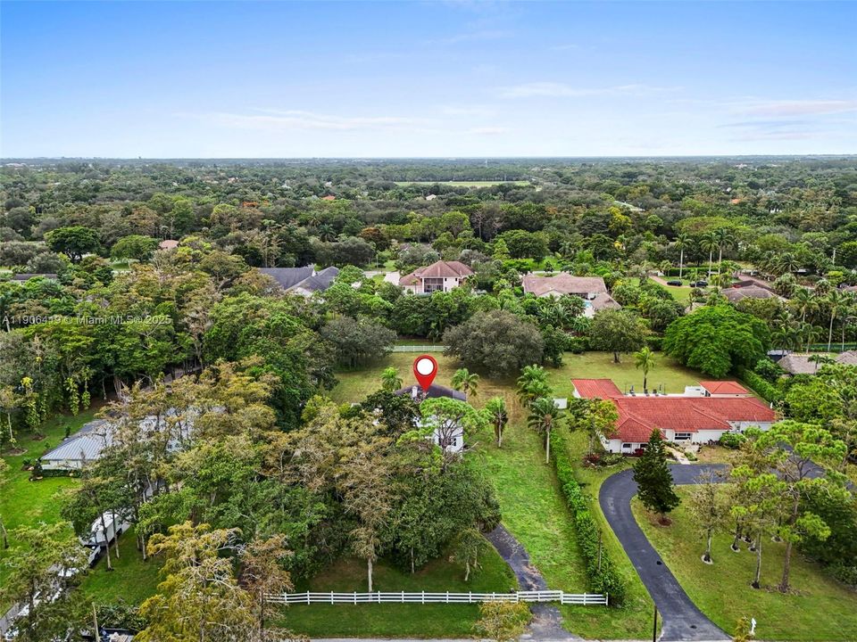 En Venta: $1,620,000 (3 camas, 3 baños, 2380 Pies cuadrados)