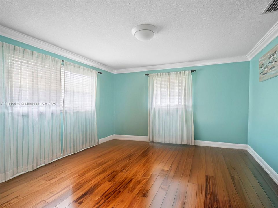 En Venta: $1,620,000 (3 camas, 3 baños, 2380 Pies cuadrados)