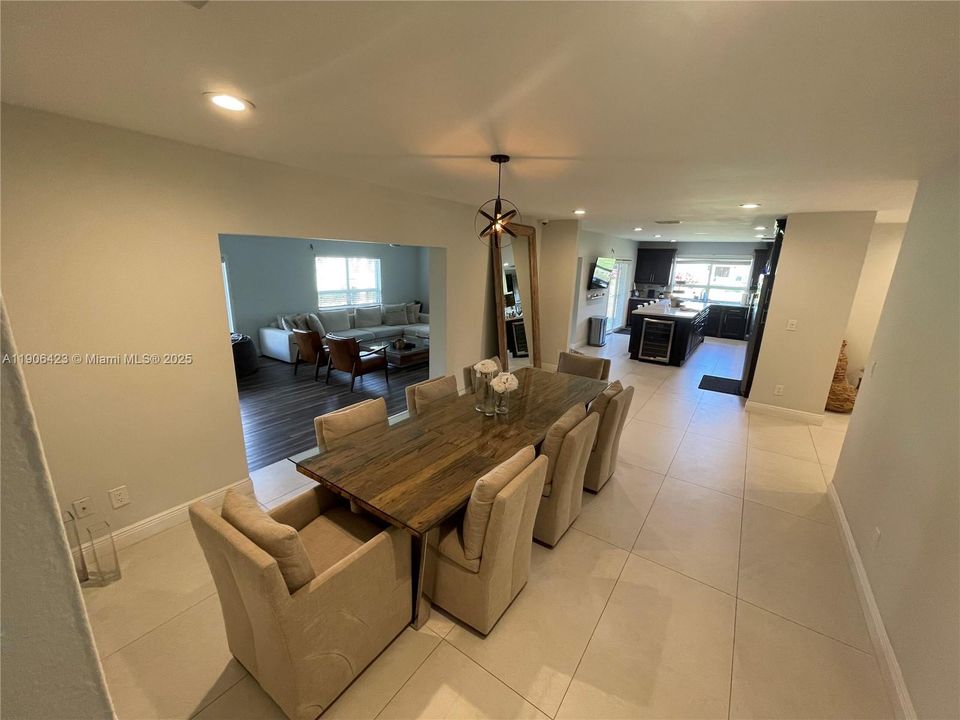 На продажу: $1,599,999 (4 спален, 2 ванн, 2920 Квадратных фут)