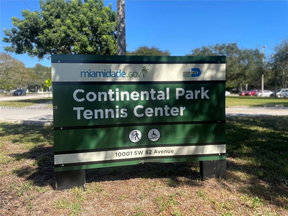 На продажу: $1,599,999 (4 спален, 2 ванн, 2920 Квадратных фут)