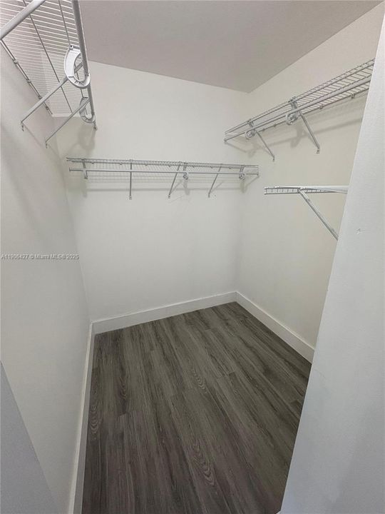 For Rent: $3,750 (3 beds, 2 baths, 1353 Square Feet)