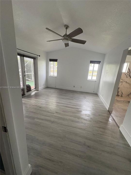 For Rent: $3,750 (3 beds, 2 baths, 1353 Square Feet)