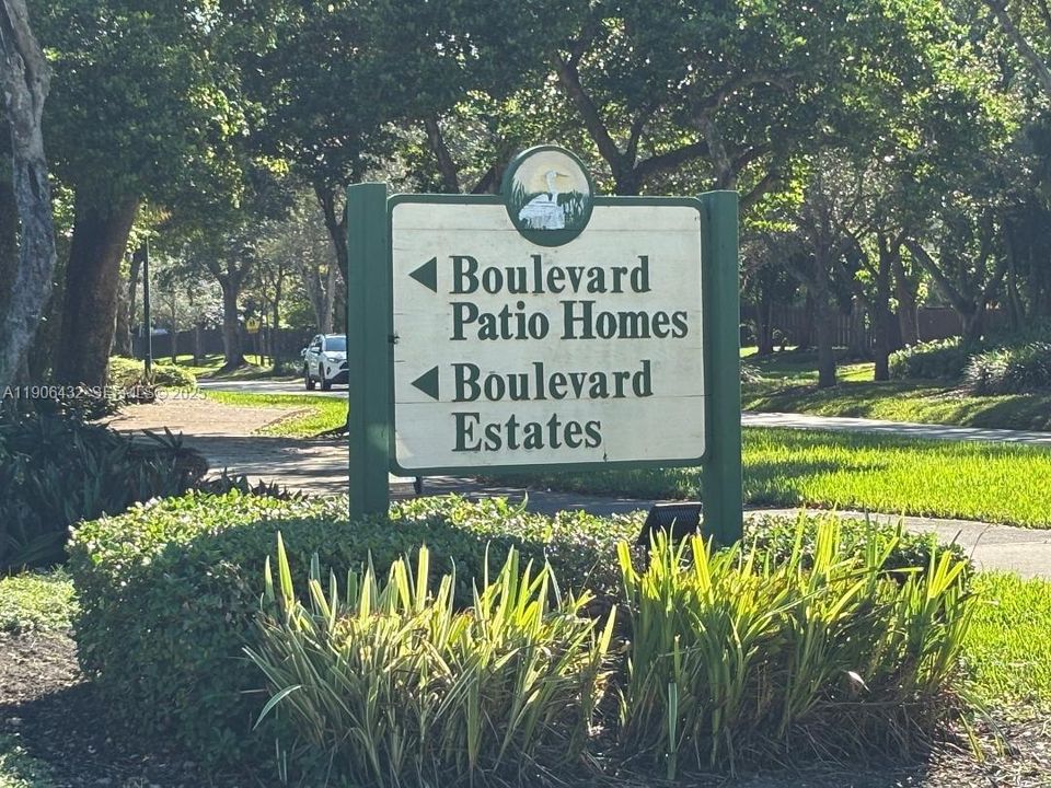 待售: $595,000 (2 贝兹, 3 浴室, 1562 平方英尺)