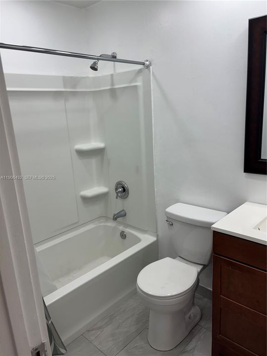 待售: $595,000 (2 贝兹, 3 浴室, 1562 平方英尺)