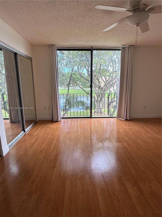 待售: $514,000 (2 贝兹, 2 浴室, 1600 平方英尺)