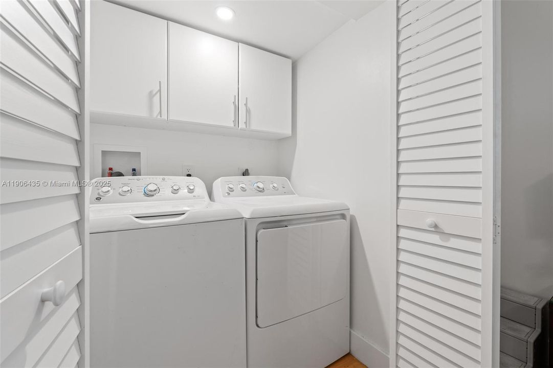 待售: $1,450,000 (3 贝兹, 2 浴室, 1340 平方英尺)