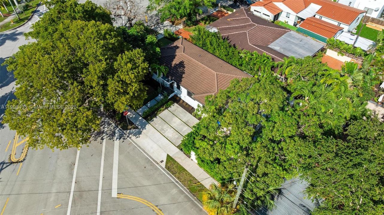 待售: $1,450,000 (3 贝兹, 2 浴室, 1340 平方英尺)