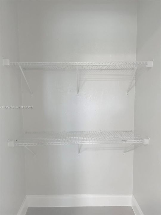 Recently Rented: $2,500 (2 beds, 2 baths, 2550 Square Feet)