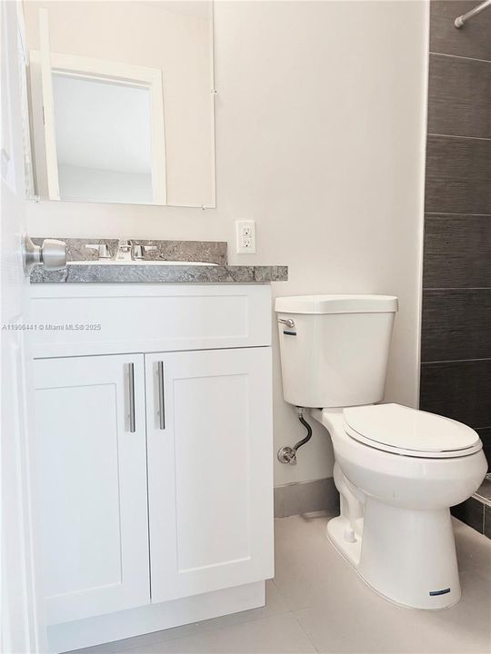 Recently Rented: $2,500 (2 beds, 2 baths, 2550 Square Feet)